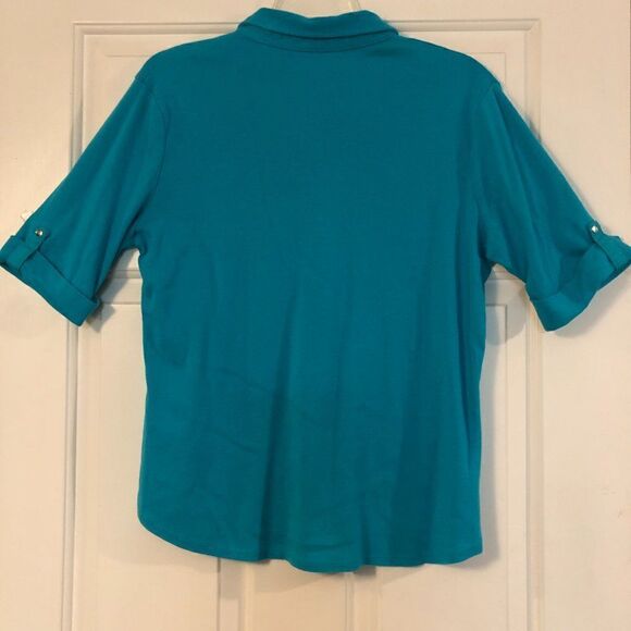 Turquoise 3/4 Length Sleeved V-neck T-shirt with Front Pockets, Size L - Picture 3 of 8